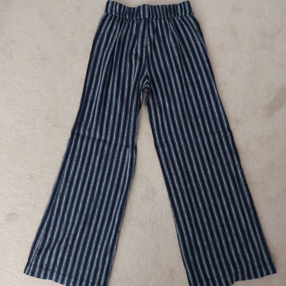 Wide leg pants - Picture 2 of 3